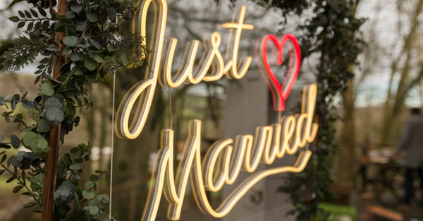 neon sign for wedding